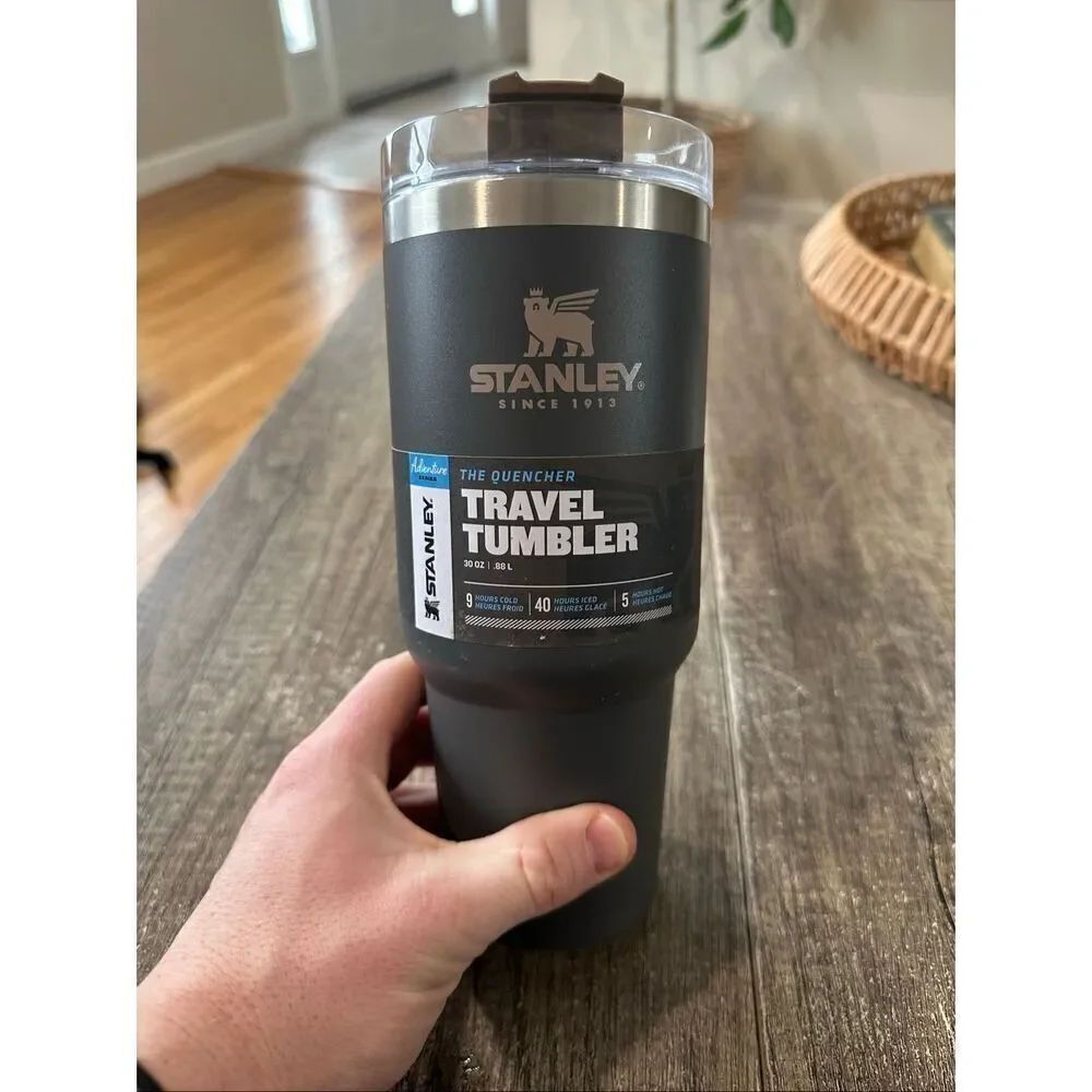 NWT Stanley The Quencher Travel Tumbler no straw Dark Gray